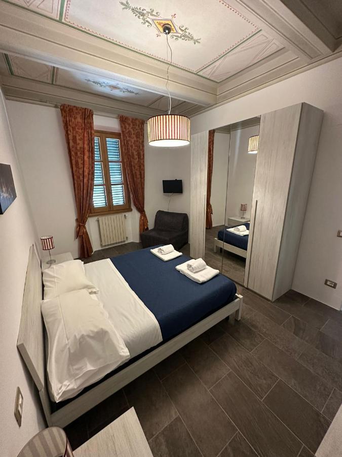 Residence Amalia Guelfa Firenze Bagian luar foto