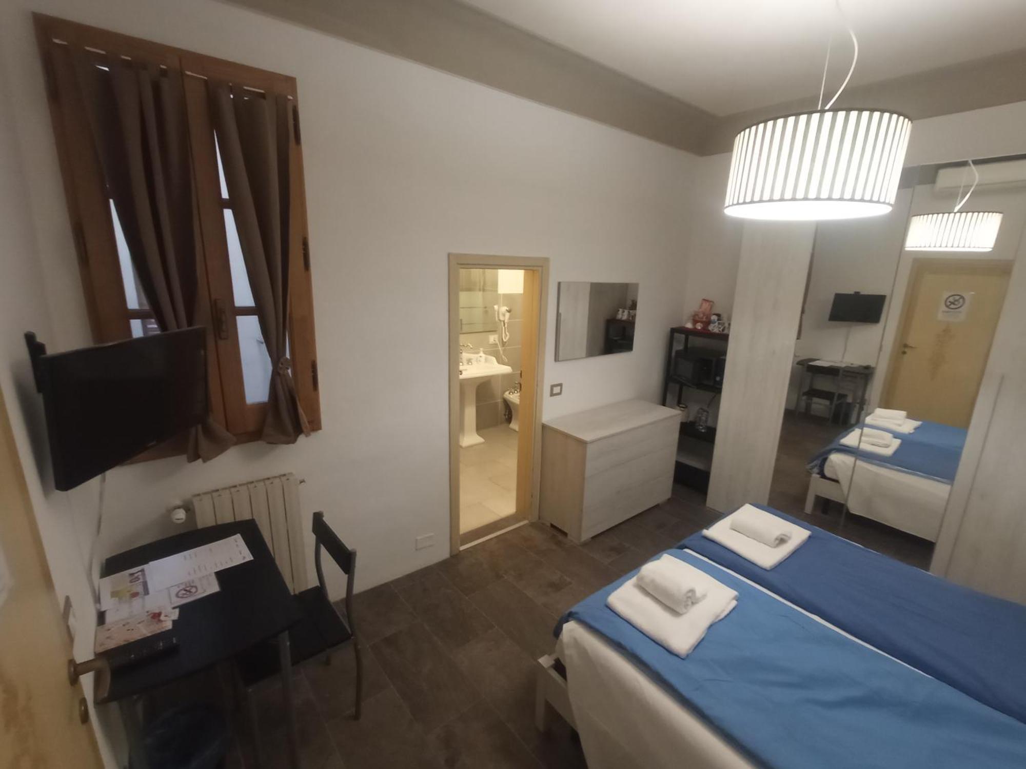 Residence Amalia Guelfa Firenze Bagian luar foto