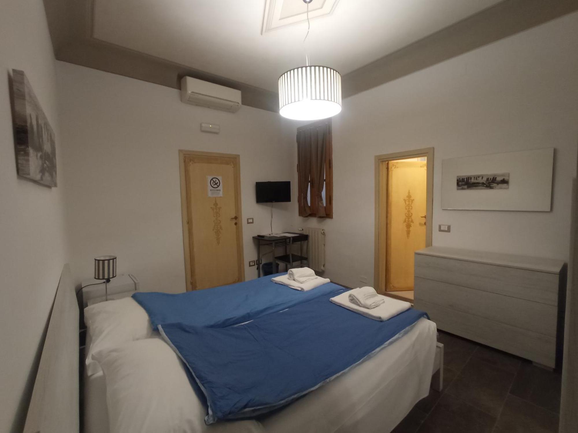 Residence Amalia Guelfa Firenze Bagian luar foto